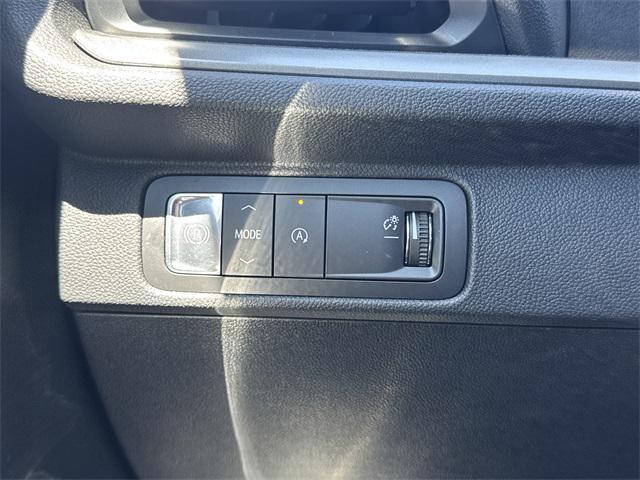 used 2025 Chevrolet Traverse car, priced at $42,911