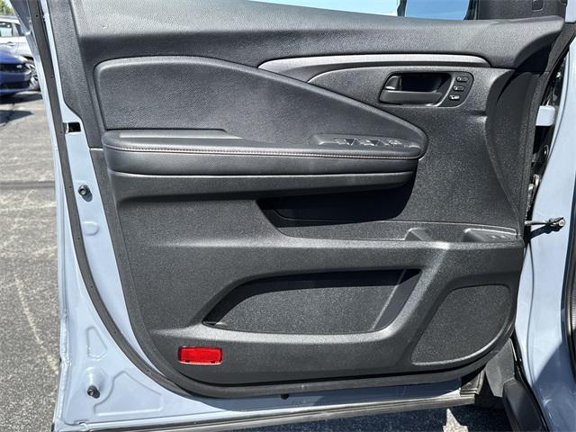 used 2022 Honda Pilot car, priced at $37,411