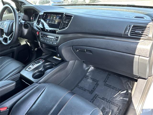 used 2022 Honda Pilot car, priced at $37,411