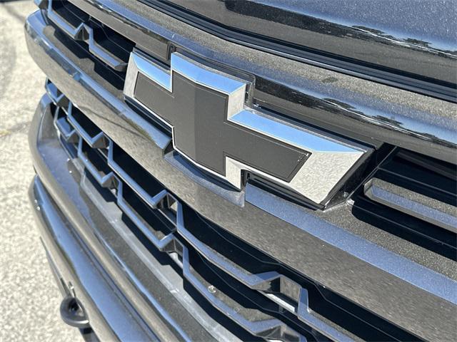 new 2025 Chevrolet Silverado 1500 car, priced at $72,297