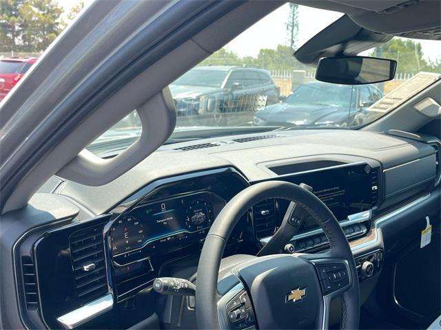 new 2025 Chevrolet Silverado 1500 car, priced at $40,586