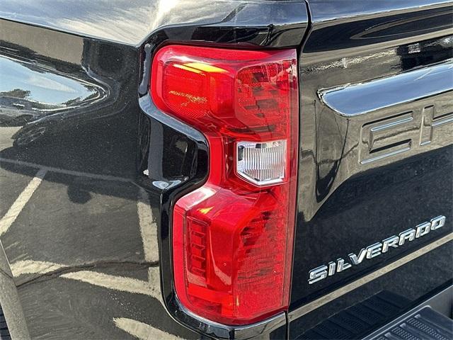 new 2024 Chevrolet Silverado 1500 car, priced at $44,417