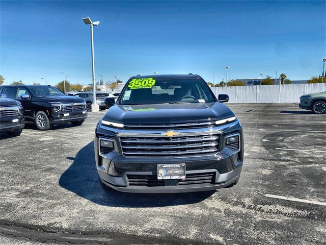 new 2026 Chevrolet Traverse car, priced at $42,380