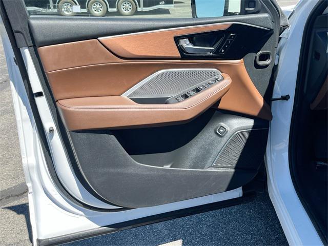 used 2024 Acura MDX car, priced at $40,911