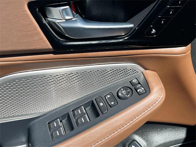 used 2024 Acura MDX car, priced at $40,911