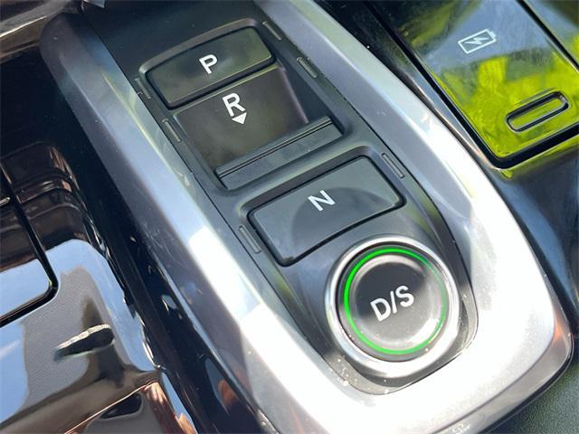 used 2024 Acura MDX car, priced at $40,911