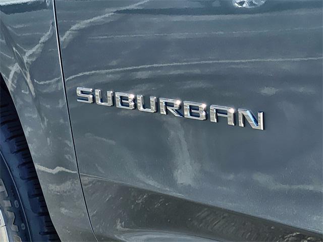 new 2025 Chevrolet Suburban car, priced at $74,186
