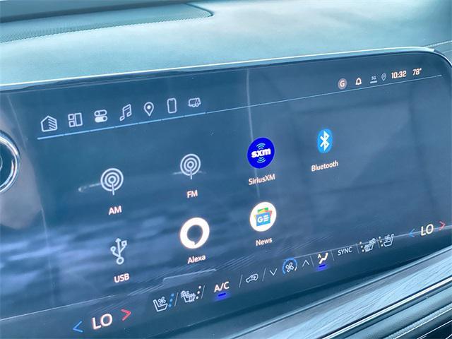 new 2025 Chevrolet Suburban car, priced at $74,186