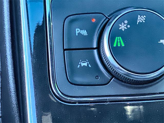 new 2025 Chevrolet Blazer car, priced at $44,556