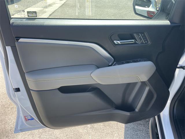 new 2025 Chevrolet Colorado car, priced at $48,656