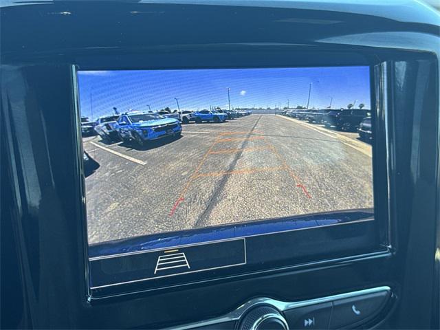 used 2023 Chevrolet Traverse car, priced at $29,911