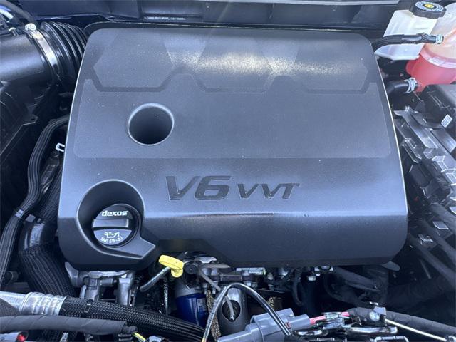 used 2023 Chevrolet Traverse car, priced at $29,911
