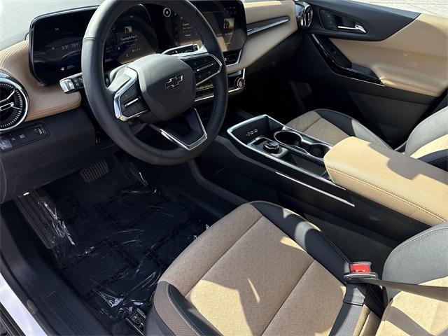 used 2025 Chevrolet Equinox car, priced at $36,911