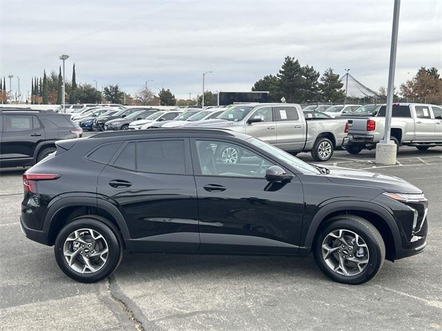 new 2025 Chevrolet Trax car, priced at $22,886