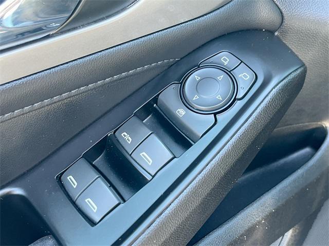 used 2023 Chevrolet Traverse car, priced at $31,411