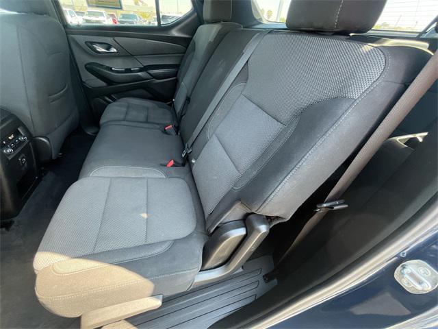 used 2023 Chevrolet Traverse car, priced at $31,411
