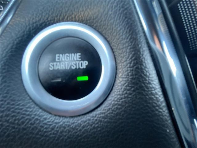 used 2023 Chevrolet Traverse car, priced at $31,411
