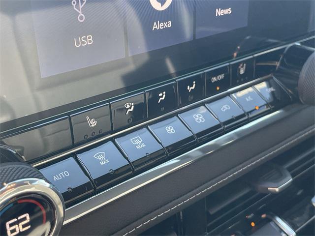 new 2025 Chevrolet Colorado car, priced at $35,081