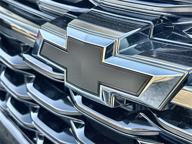 new 2025 Chevrolet Trax car, priced at $25,561