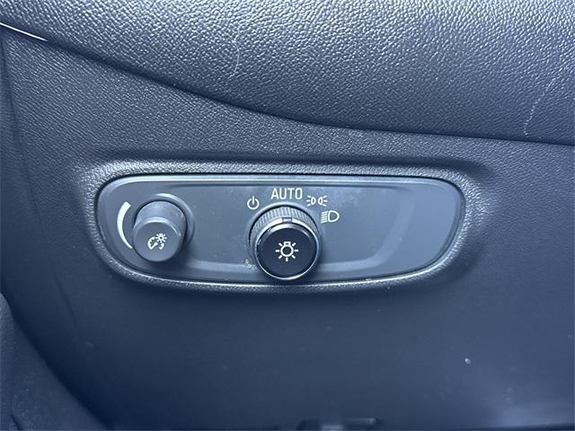 used 2023 Chevrolet Equinox car, priced at $19,911