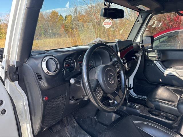 used 2015 Jeep Wrangler Unlimited car, priced at $16,445