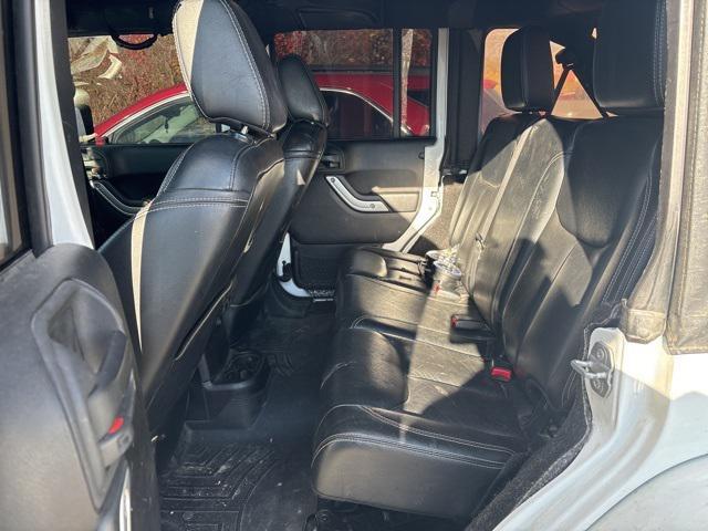 used 2015 Jeep Wrangler Unlimited car, priced at $16,445