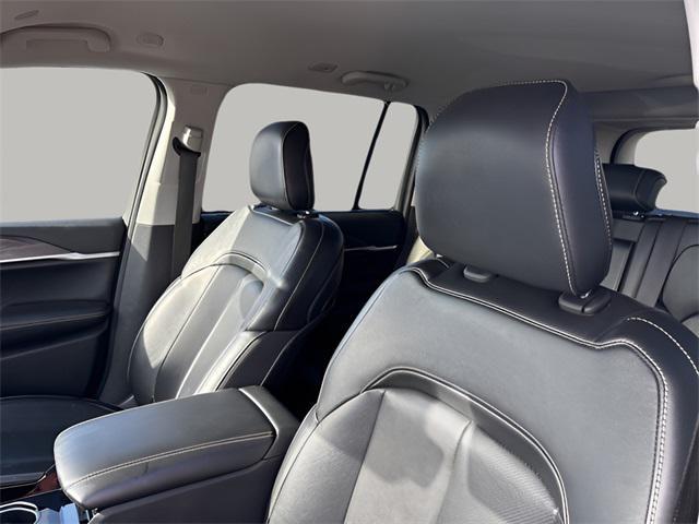 used 2023 Jeep Grand Cherokee car, priced at $28,577