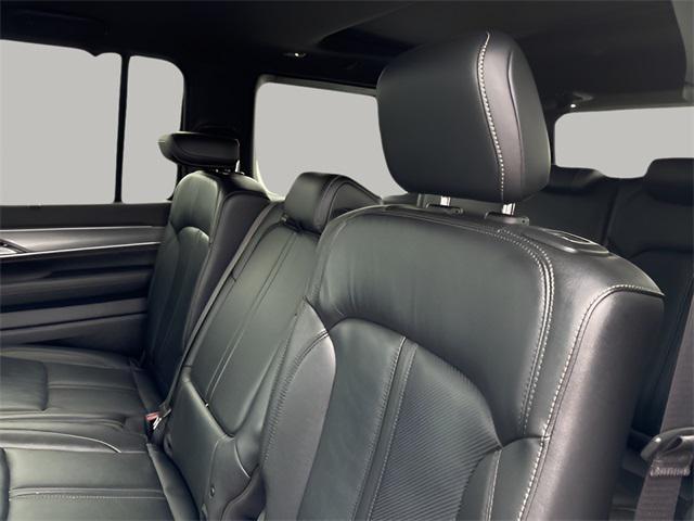 used 2022 Jeep Wagoneer car, priced at $37,264
