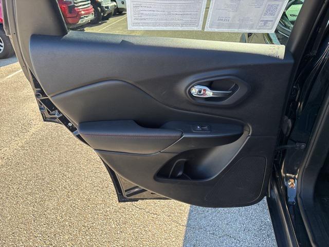 used 2021 Jeep Cherokee car, priced at $22,577