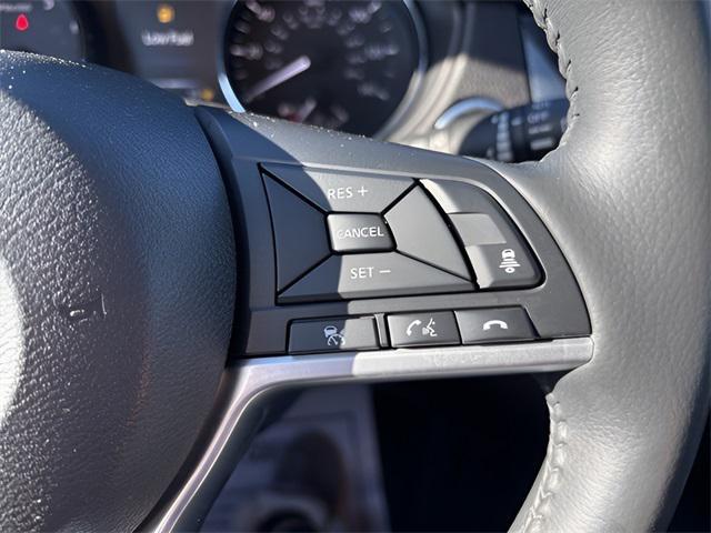 used 2017 Nissan Rogue car, priced at $15,977