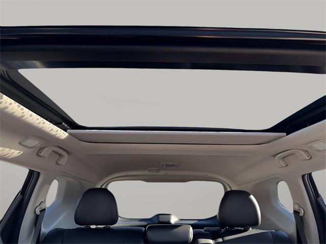 used 2017 Nissan Rogue car, priced at $15,977