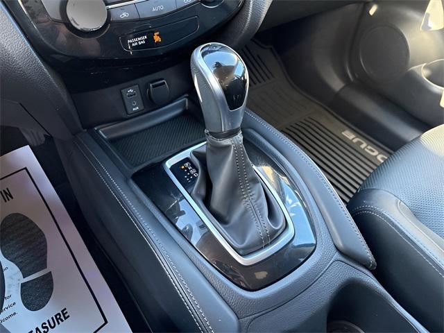 used 2017 Nissan Rogue car, priced at $15,977