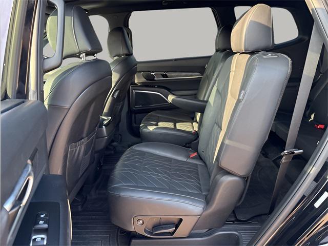 used 2024 Kia Telluride car, priced at $40,277