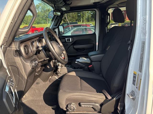 used 2021 Jeep Gladiator car, priced at $30,977