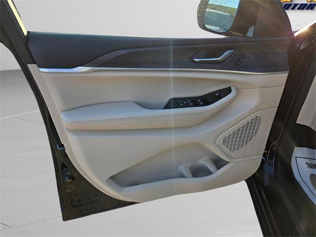 used 2025 Jeep Grand Cherokee L car, priced at $41,886