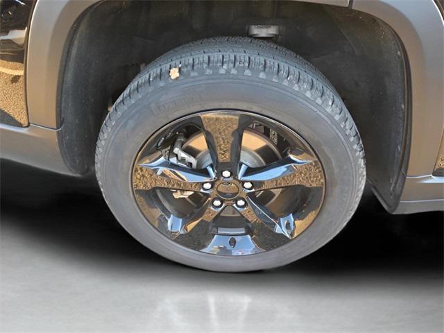 used 2025 Jeep Grand Cherokee L car, priced at $41,886