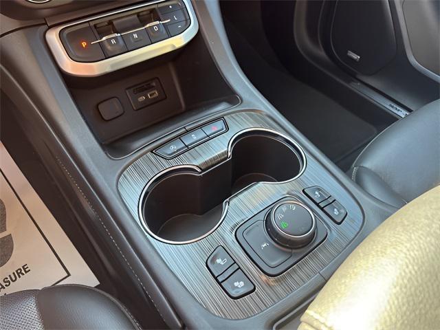 used 2023 GMC Acadia car, priced at $30,977