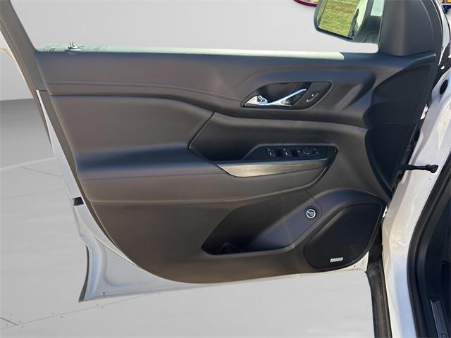 used 2023 GMC Acadia car, priced at $30,977