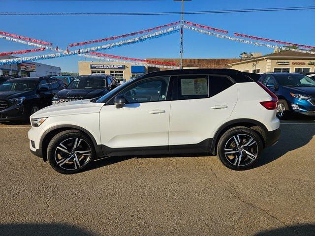 used 2019 Volvo XC40 car, priced at $23,854