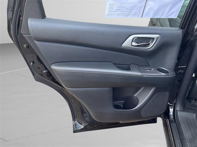 used 2020 Nissan Pathfinder car, priced at $15,977