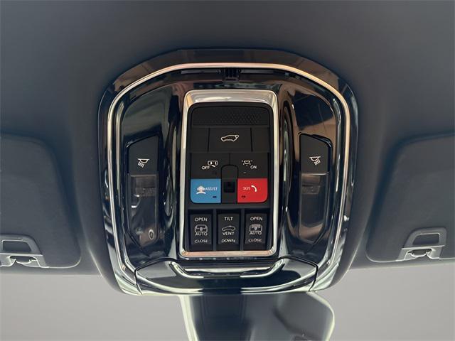 used 2022 Jeep Grand Cherokee car, priced at $33,977