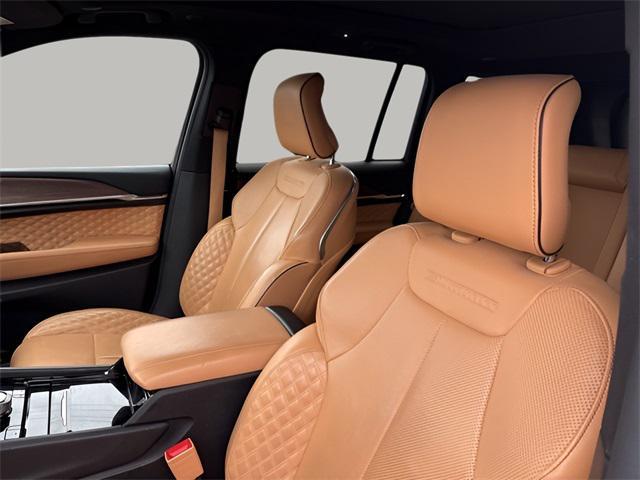 used 2022 Jeep Grand Cherokee car, priced at $33,977