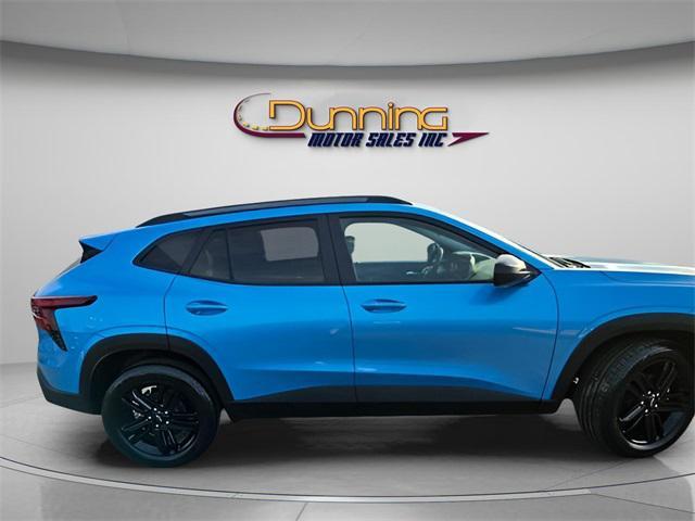 new 2025 Chevrolet Trax car, priced at $26,290