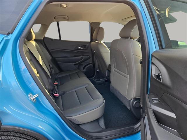 new 2025 Chevrolet Trax car, priced at $26,290