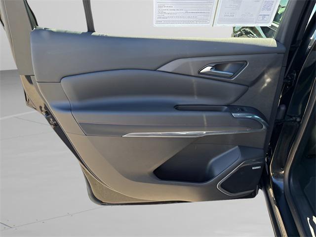 used 2025 Chevrolet Traverse car, priced at $52,152