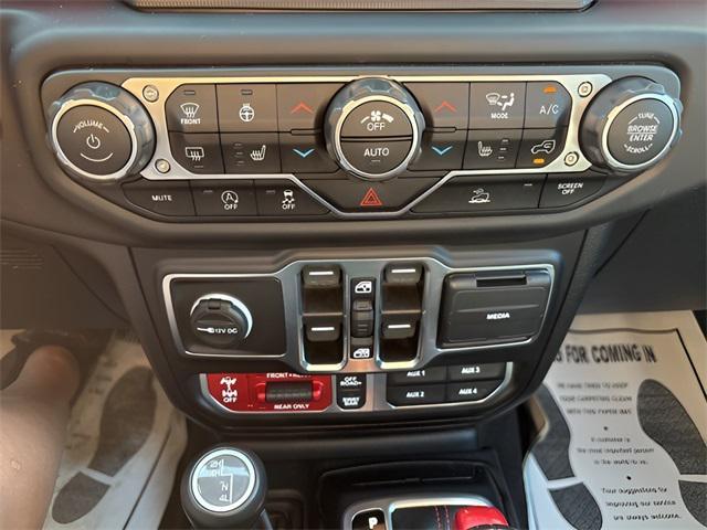 used 2021 Jeep Wrangler Unlimited car, priced at $33,413