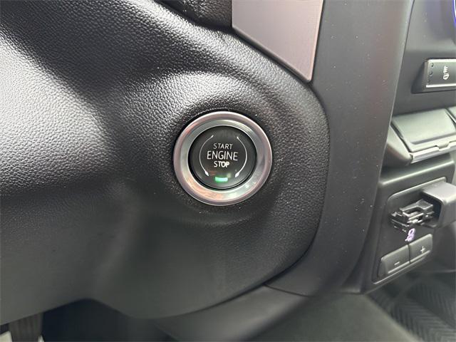 used 2020 GMC Sierra 1500 car, priced at $32,425