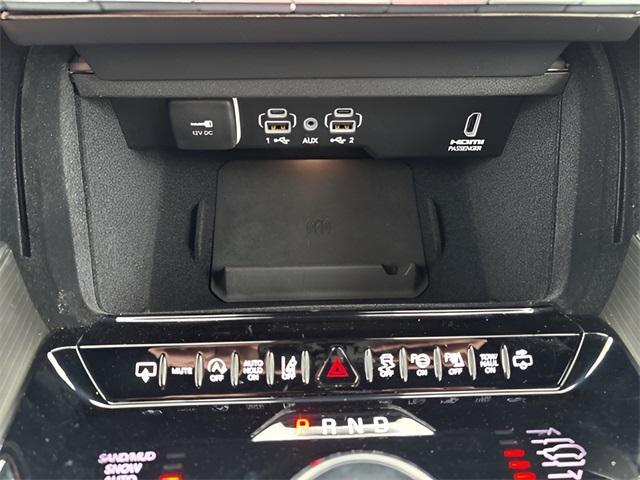 used 2025 Jeep Grand Wagoneer L car, priced at $95,877