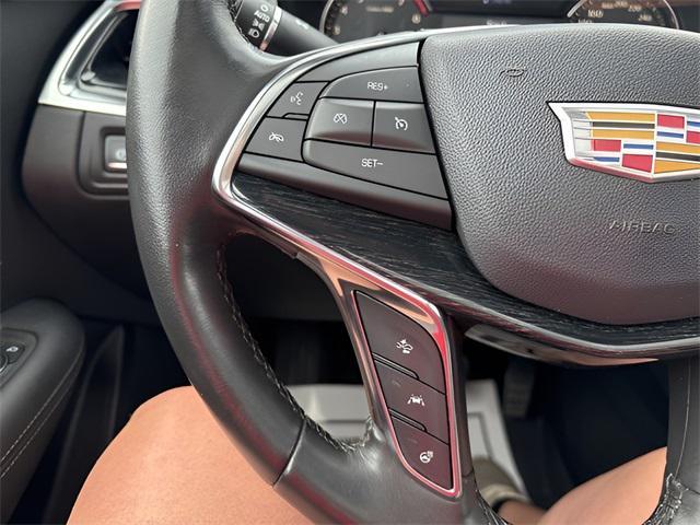 used 2021 Cadillac XT5 car, priced at $28,313