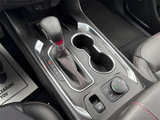 used 2024 Chevrolet Traverse car, priced at $39,977